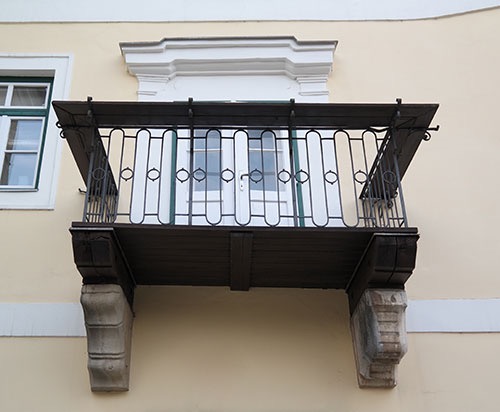 Foto des Balkons vom Perzlhof