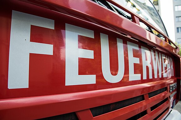 Feuerwehr_fire-fighters-gac9838c87_1920.jpg 